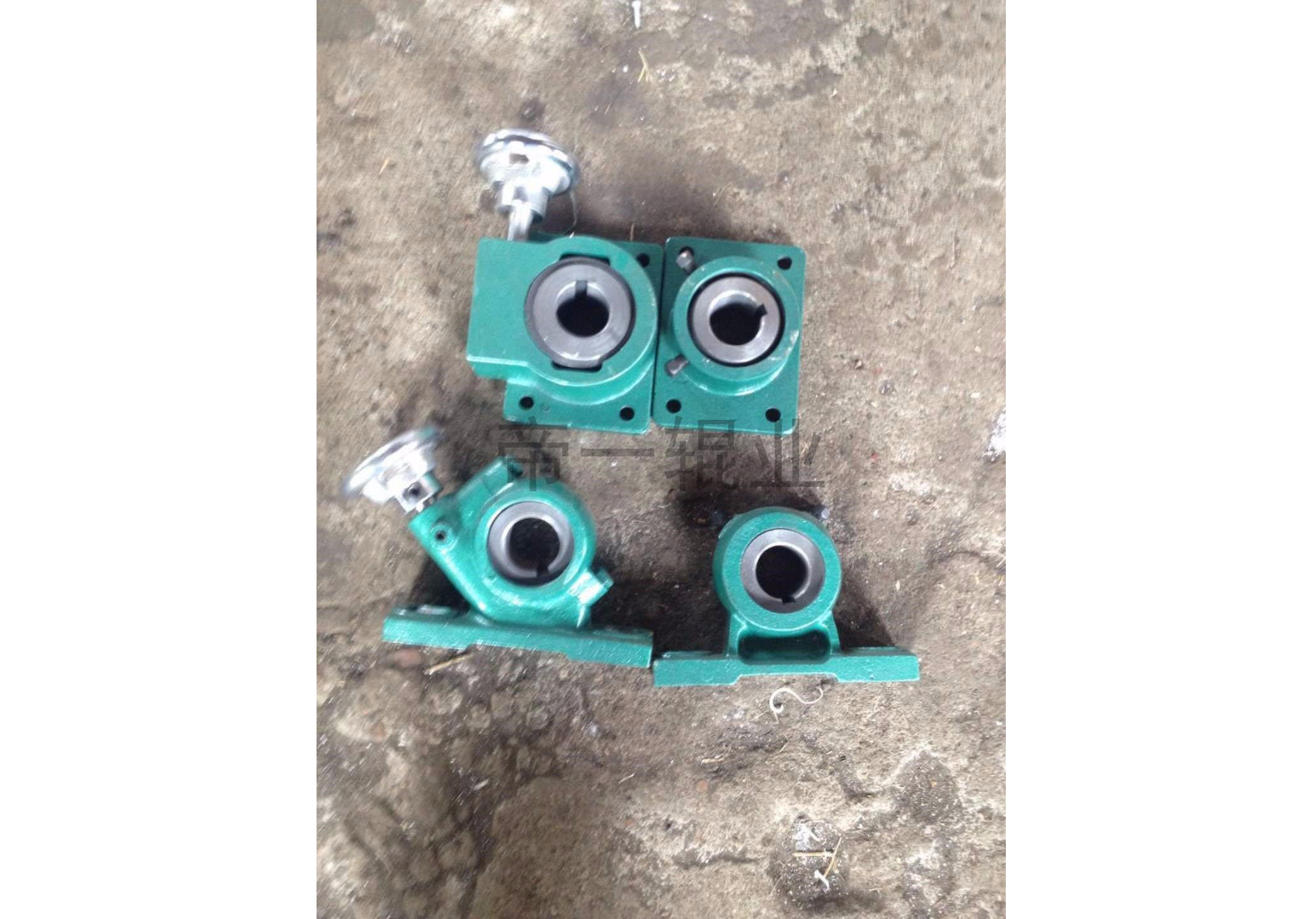 彎輥調(diào)節(jié)座